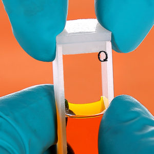 Silicone Lid for 10 mm Cuvette Penetrate