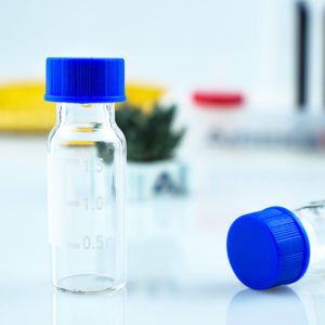 9-425 Glass Clear Vial Blue Cap