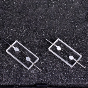 Fluxo através do conector de aço cuvette