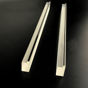 Custom Fluted Quartz Glass Step Sheets with Drilling