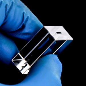 Quartz Flow  Cell for ZETA ZETA Potential Analyzer, 1 / 5mm Pathlength, 130 uL, 2 Ends Open, FCT448 - Image 4
