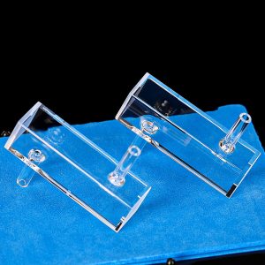 Quartz Flow Through Cell, 10mm Pathlength, 4 mL, Quartz Connector, OD 4 mm ID 2 mm, FCT457 - Imagen 4