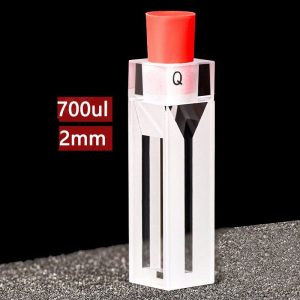 FCT445 7 Quartz Semi Micro Cuvette 600x600 1