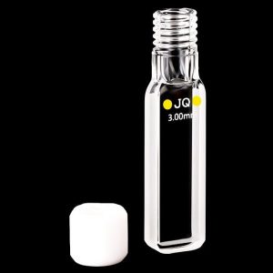 UCT371 Quartz Cuvette 600x600 1